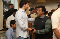 Celebs Pay Last Respects to Superstar Krishna